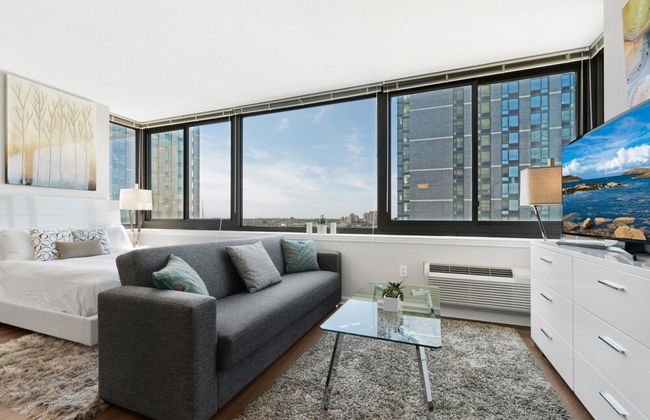 Global Luxury Suites Downtown Jersey City - Photo 33