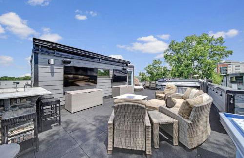 City Views - Walking Distance to Panthers Stadium - Photo 46