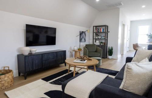 Excellence by Urooms Apartments Near NYC and Newark Airport with Parking - Foto 54