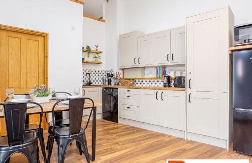 ByEvo Oswestry Barn - Quirky romantic retreat or Cosy contractor base - Foto 14