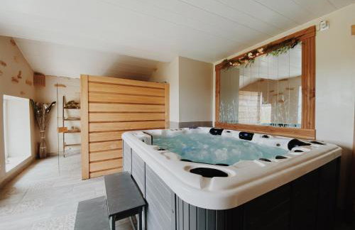 Domaine de Saint Florent - Piscine & Spa - Foto 13