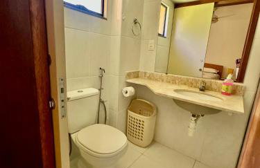 Flat Guarajuba 4 quartos térreo à Beira Mar - pé na areia - governança com arrumadeira e Wi Fi inclusos - Foto 21