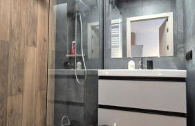 Towarowa Flowers Apartment, free parking, air-conditioning, self check-in 24h - Photo 33