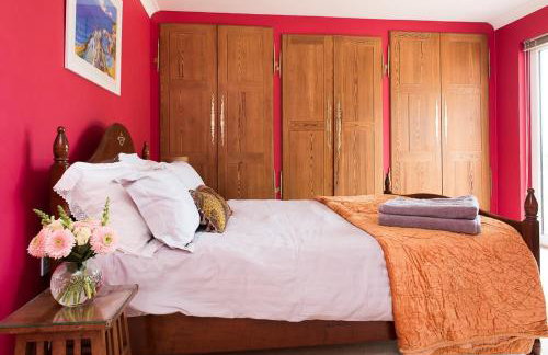 Artist's Hawkhurst Home with Heated Pool & Sauna - Foto 19