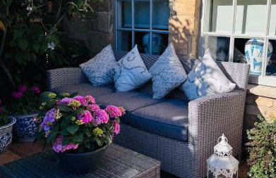 Vine Cottage - Photo 3