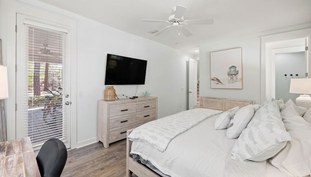 1352 Laurel Grove 3 Bedroom Home by RedAwning - Foto 4, Habitación