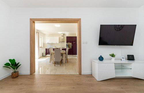 MY DALMATIA - Holiday home Briscola with private pool and amazing outside kitchen - Photo 12