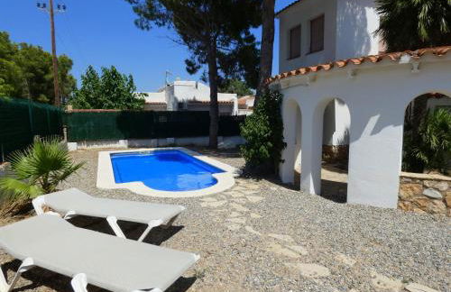 Rentalmar Villa Cristina Families Only - Foto 2