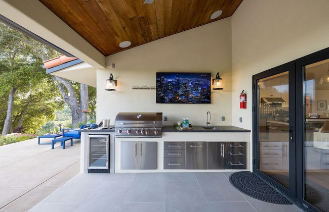 Rancho Robles by Avantstay Vineyard Villa w Views Pool Privacy - Photo 39