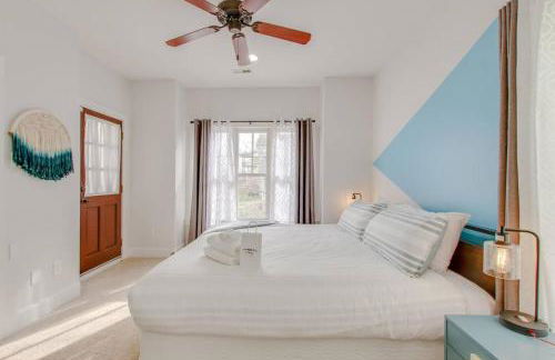 Vibrant Trendy Two Bedroom Home Near Marathon Village - Foto 35