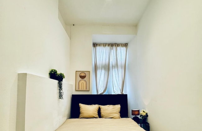 Elegant 5BR Home Ideal for Families - Foto 53