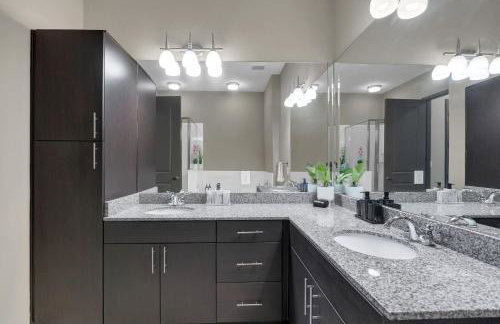 Cozy 1BR- Pool,Gym,Pkng,Near BOK Ctr&Arts Dstrct - Photo 64