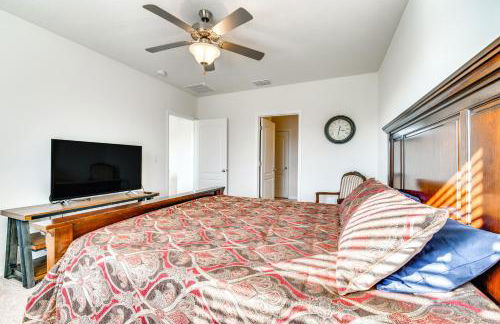 7 Mi to USTA Waterfront Tennis House with Yard! - Foto 12