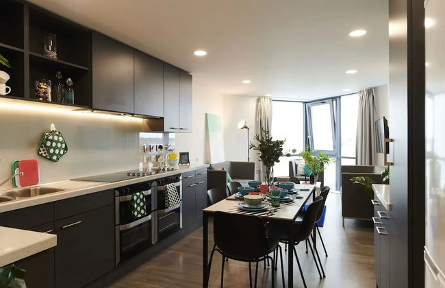 Beckett House - Photo 11