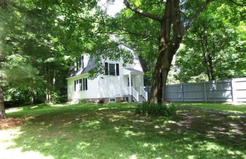 Quintessential VT Cottage in Manchester Village - Foto 3