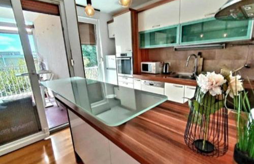 Beautiful Apartment, Beach by foot - Photo 18