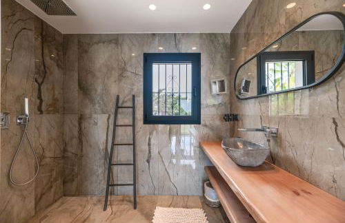 Beachside Villa in Carib Playa - Photo 21