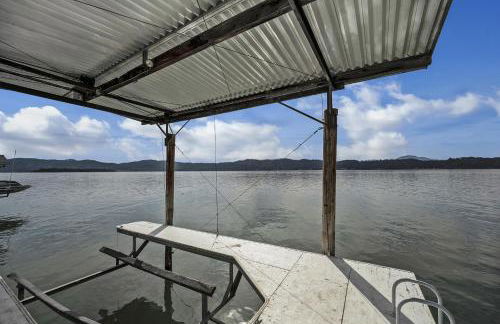 Sandy Feet Retreat -- Lakefront Retreat With Sand Volleyball Court! - Foto 33