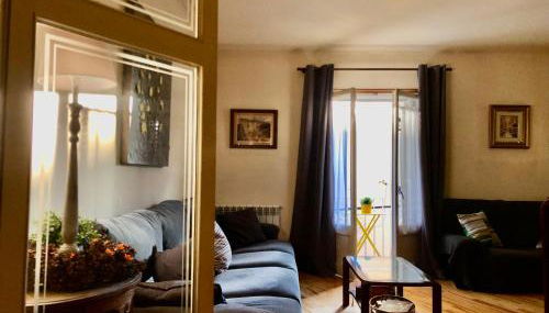 Maison Biscuit. Apartament a la plaça de la vila - Photo 5