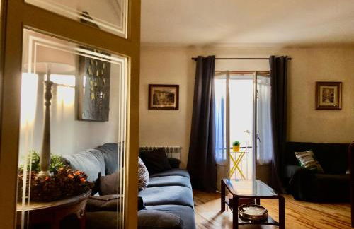 Maison Biscuit. Apartament a la plaça de la vila - Photo 5