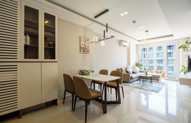 KVG Luxstay TanSonNhat Airport Skycenter - Photo 58