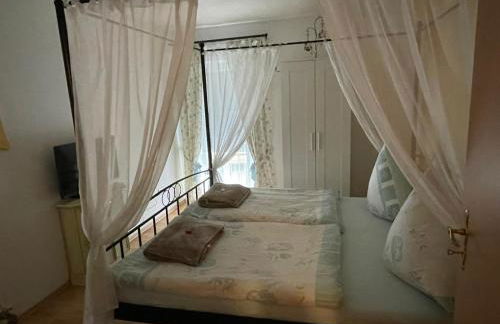 Schöne Ferienwohnung in Bahnhofsnähe für Urlaub, Studium oder Arbeit - Foto 71