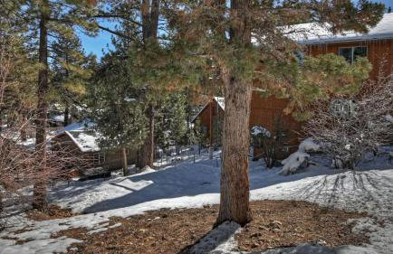Mountain Palette by Avantstay Hot Tub, Game Room, Deck, Sweeping Views! - Photo 80