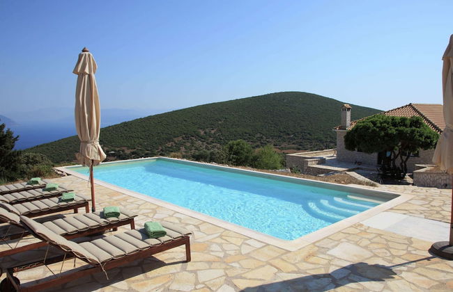 Spacious Villa in Vasiliki with Swimming Pool & Hot Tub - Foto 19