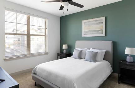 Landing Stylish 2BD Clubhouse Courtyard - Foto 30