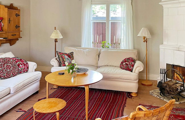 Idyllic Family Retreat Close to the Sea - Photo 6