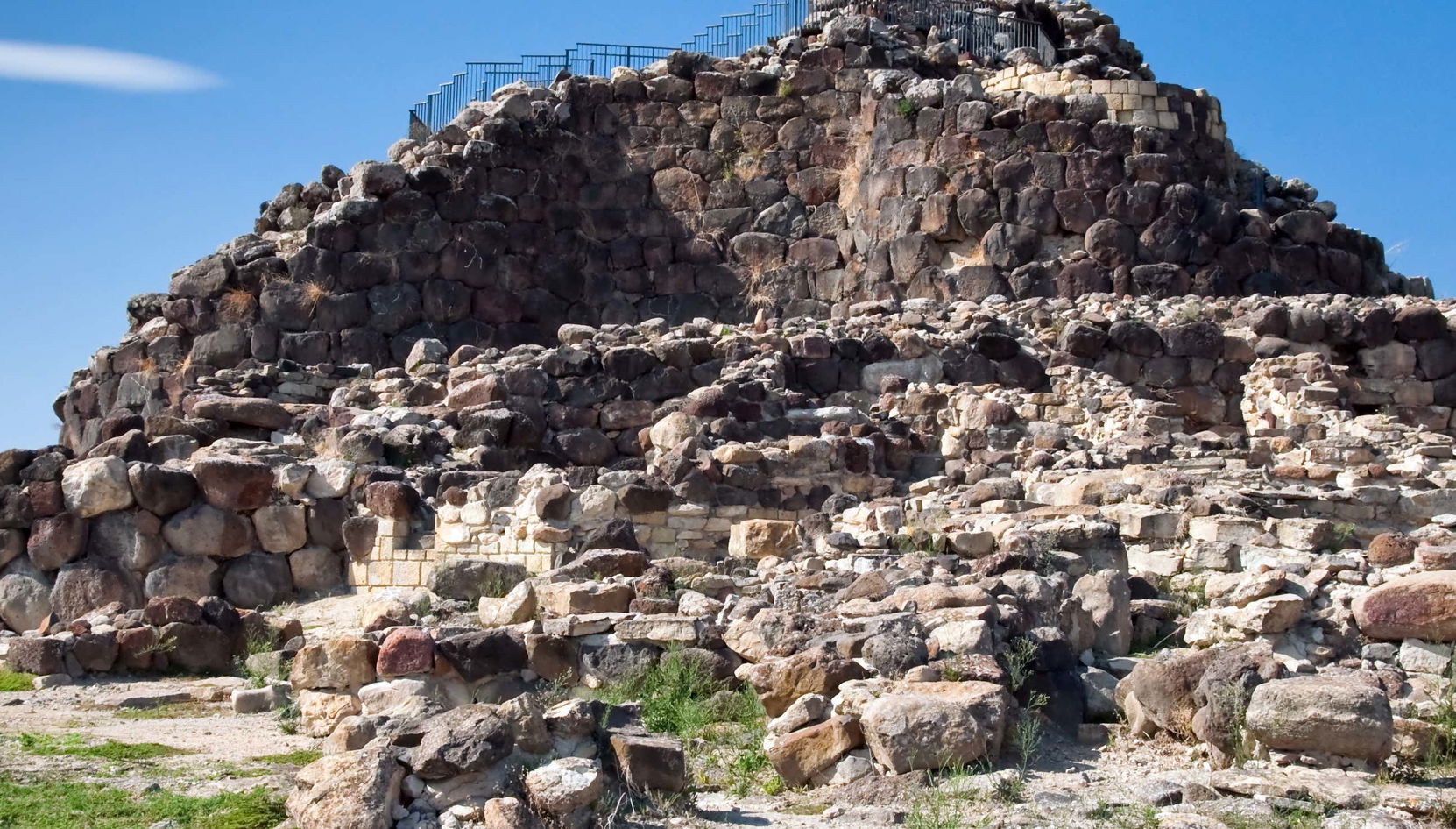 Excursion à Su Nuraxi de Barumini et aux Domus de Janas