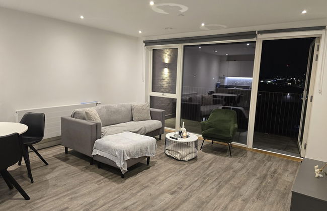 Luxurious 2-bed Haven in the Heart of Barking - Foto 18