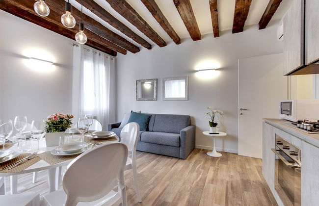 Laguna Apartments Near Giardini Biennale - Photo 30