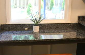 Modern Luxuries in a Quiet Convenient Location - Foto 16