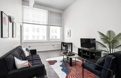 BOLD 2BR 2BA In The Block Apartment by CozySuites - Foto 1