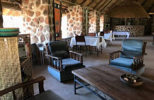 Charming Bush Chalet 3 on This World Renowned Eco Site 40 Minutes From Vic Falls Fully Catered Stay - 1983 - Foto 14