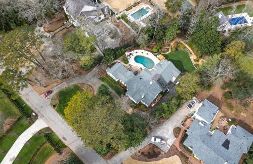World Cup Exclusive Buckhead estate w private pool - Foto 13