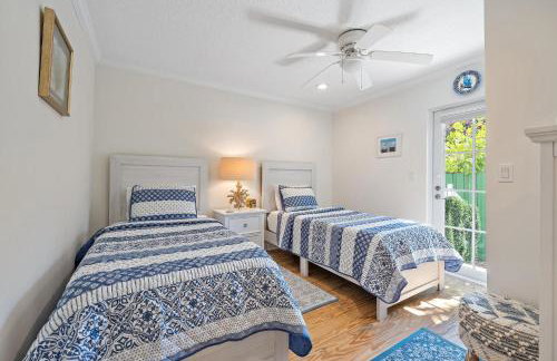 Nini's Cottage - Family-Friendly Pool Days and Cabana Nights Await - Foto 13