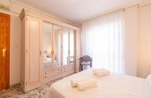 Playa de Poniente con Piscina y Parking By Aloha Palma - Foto 19