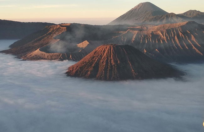 Escursione privata al Monte Bromo all'alba + Cascate Madakaripura - Foto 1