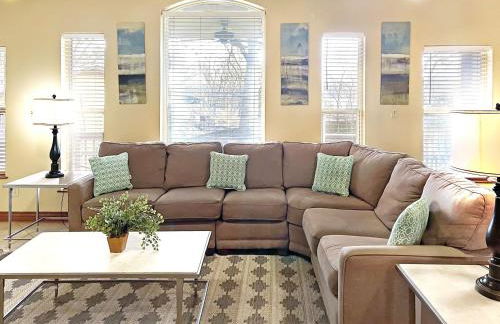 Lake View Twin Homes, Spacious Decks & Kitchens - Foto 11