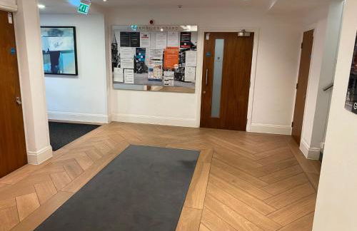 Broad St - 1 Bedroom - 1 Bathroom - Free Parking - Foto 39