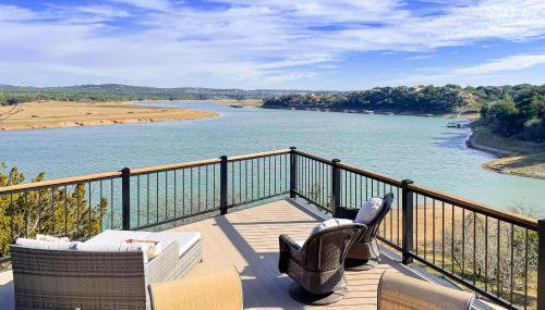 Stone Lodge - Photo 1