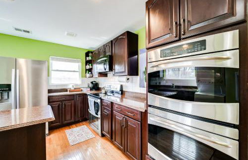 Elegant 4 Bedroom Home with Office and Parking. - Foto 16