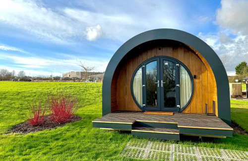Rowan Hobbit Pod at Cowbridge Cabins - Foto 1