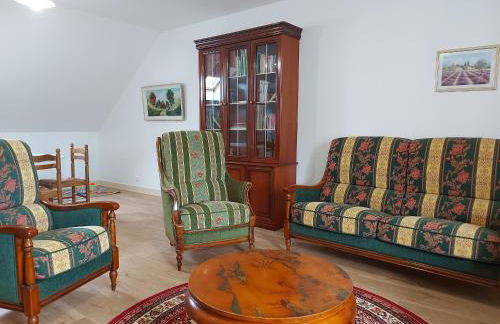 Maison spacieuse avec jardin, BBQ, table de ping-pong, proche commerces, pour 9 personnes et bébés - FR-1-581-96 - Foto 31