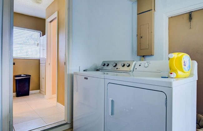 South Venice Pool Home With Fence, Dog Friendly - Foto 32