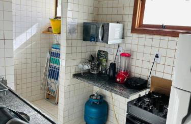 Apartamento com piscina e acesso exclusivo à praia Ambiente confortável, com colchões e travesseiros de qualidade, em uma localização estratégica, perto de tudo para você aproveitar sem precisar de carro - Foto 16