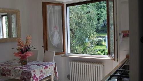 ROMANTICO APPARTAMENTO a CASSONE DI MALCESINE - Foto 5