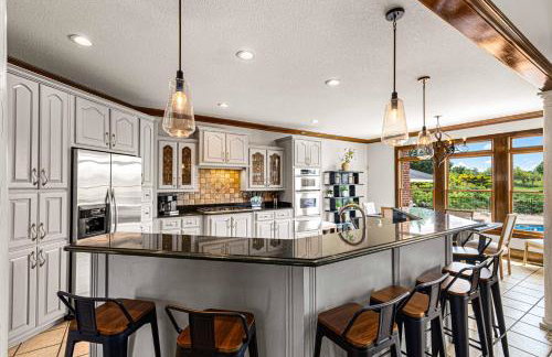 Luxury Getaway Home with Panoramic Views, Pool & Hot Tub! - Foto 10